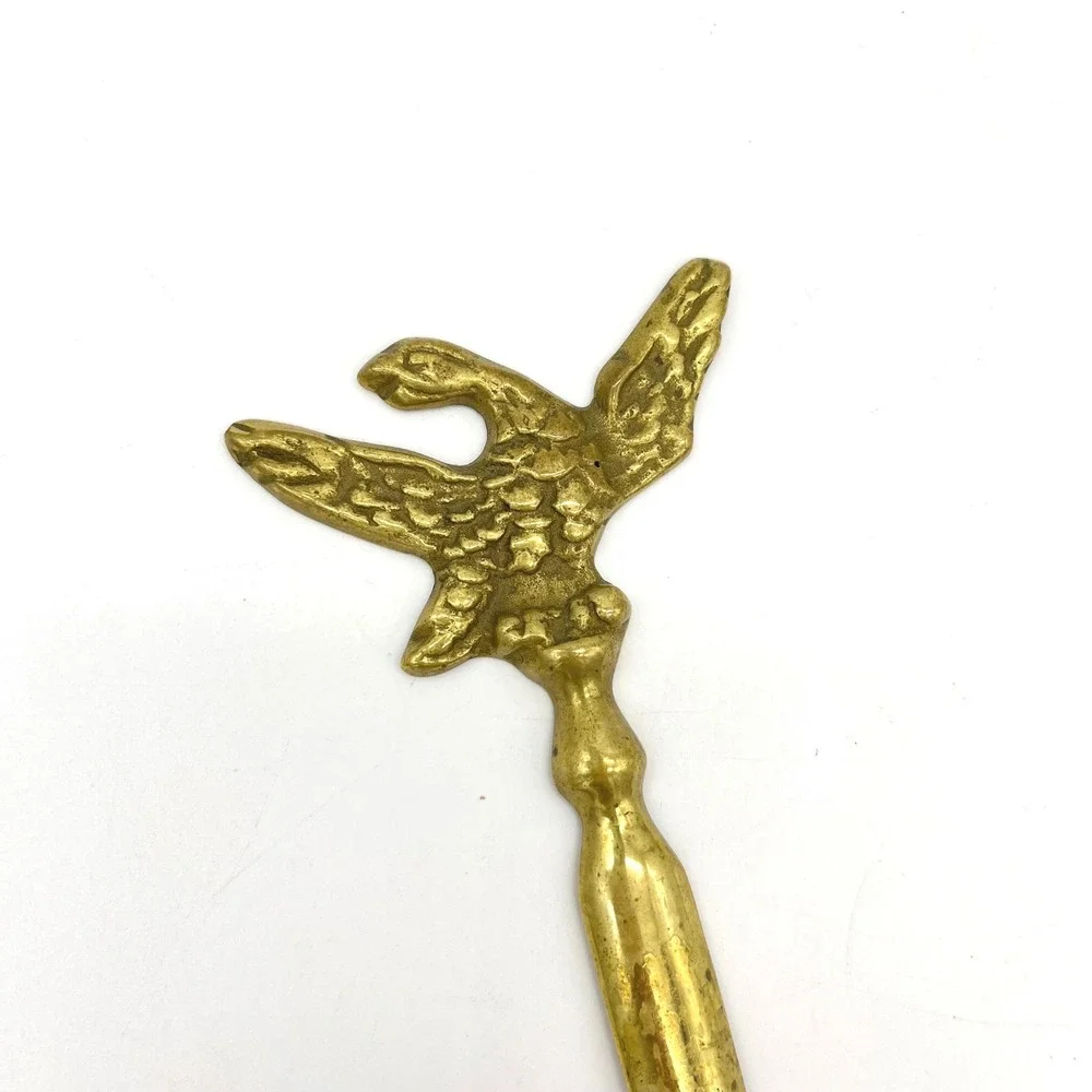 N/A ornately detailed